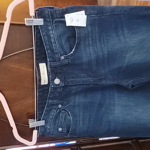 Gap Perfect Boot Jeans - Picture 3 of 4